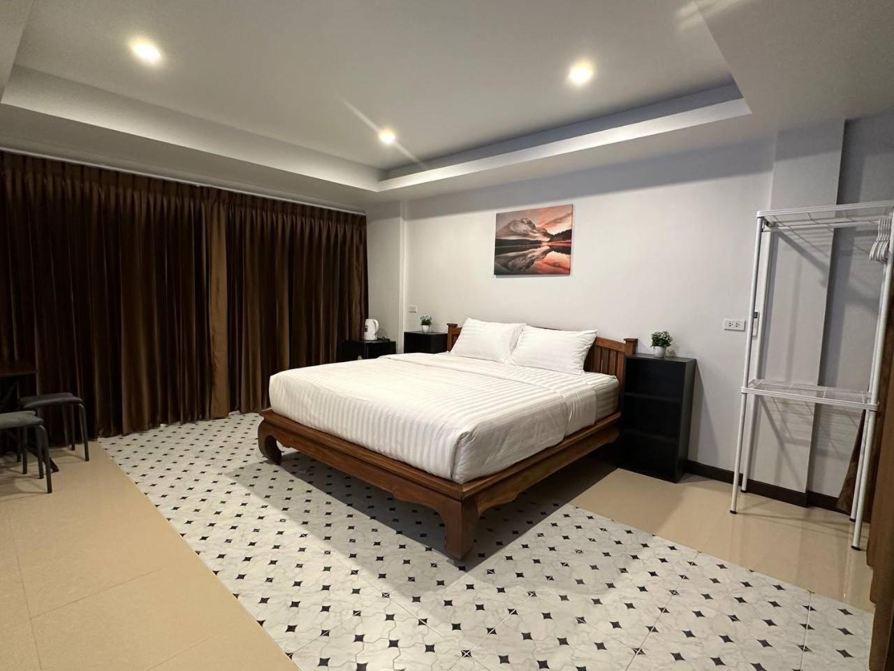 Chris Jay @ Cnx Apartment Chiang Mai Ngoại thất bức ảnh