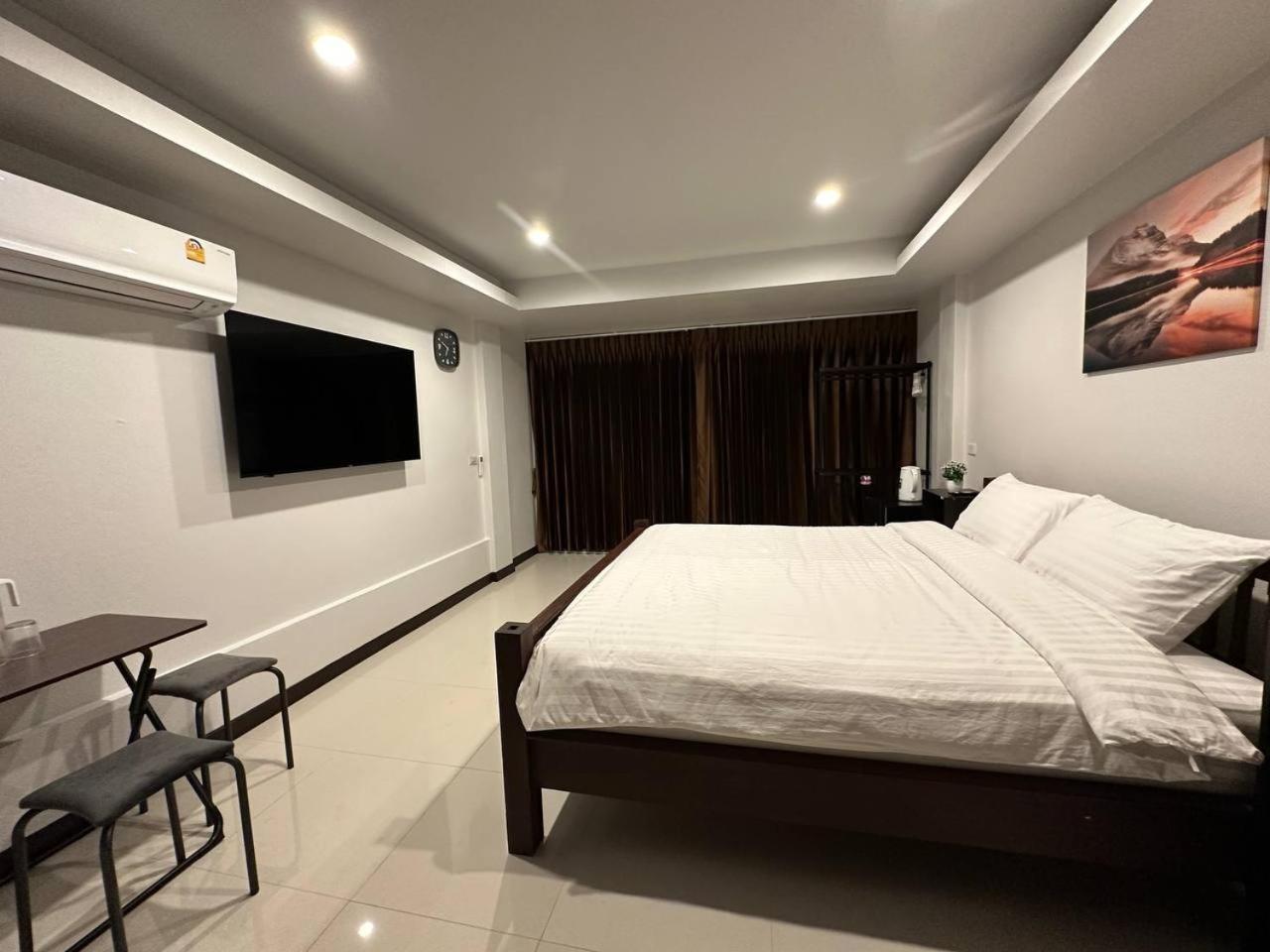 Chris Jay @ Cnx Apartment Chiang Mai Ngoại thất bức ảnh